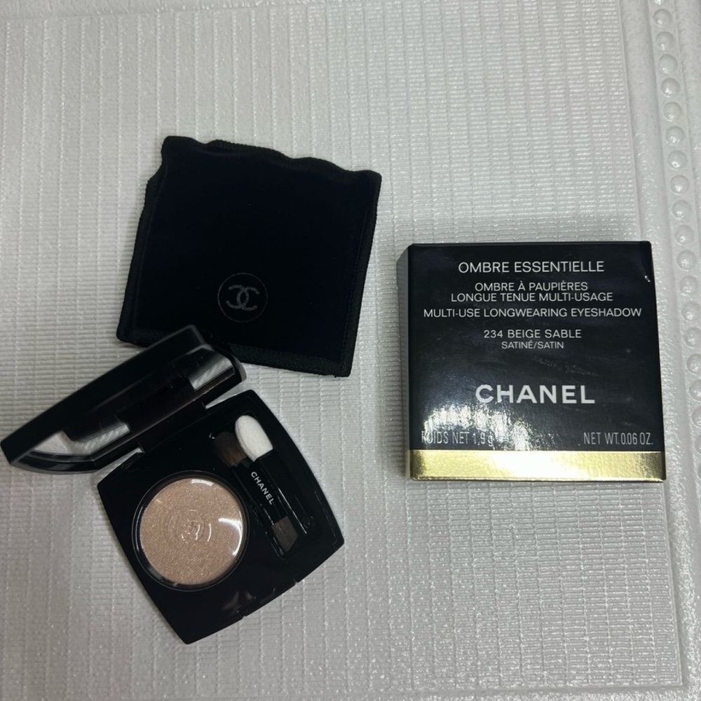 Chanel Beige Ombre Essentielle Eyeshadow